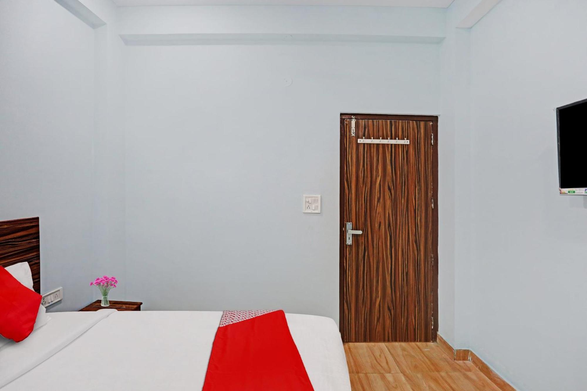 Hotel O Surya Gold Guest House Najafgarh Luaran gambar