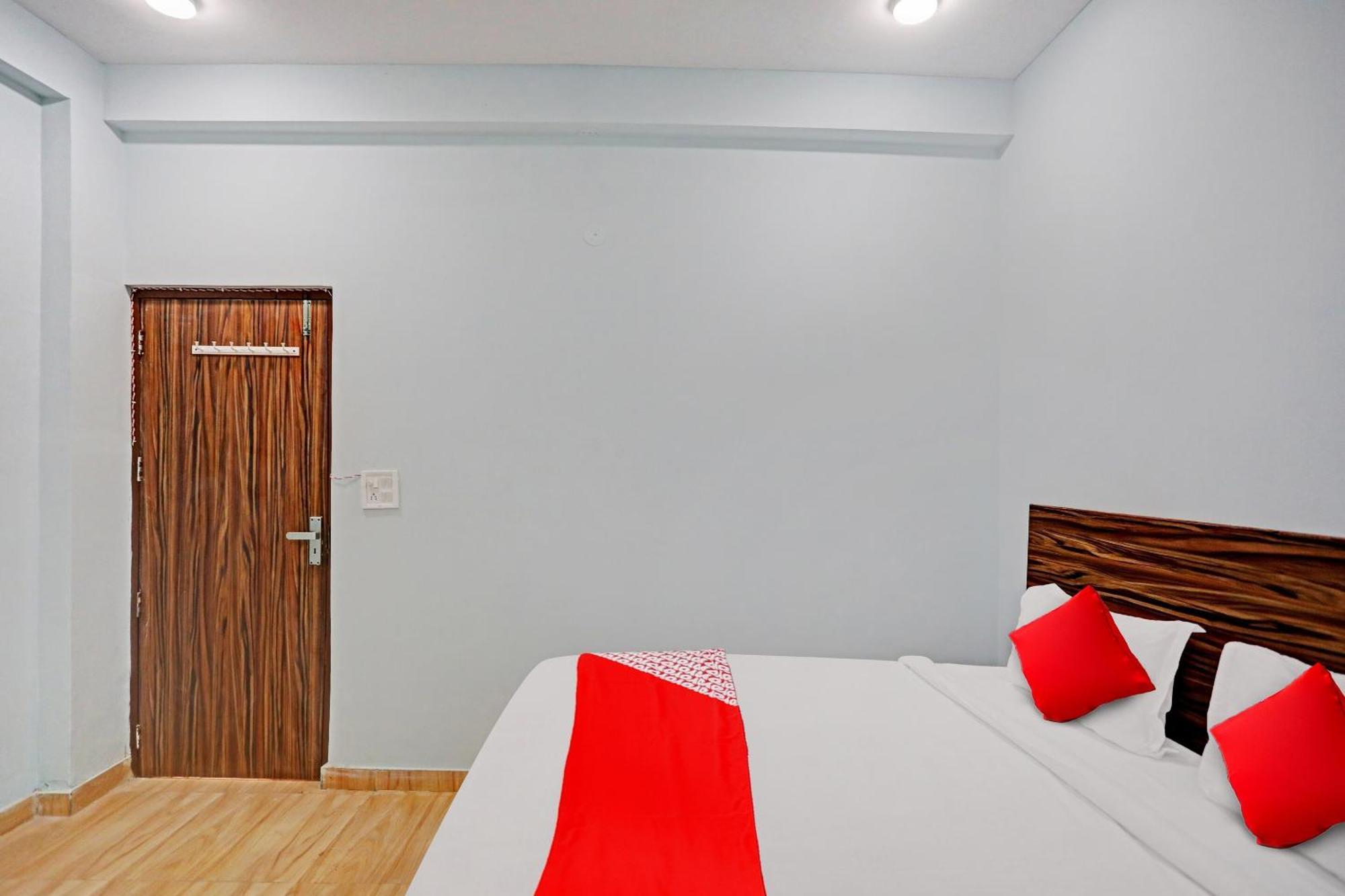 Hotel O Surya Gold Guest House Najafgarh Luaran gambar