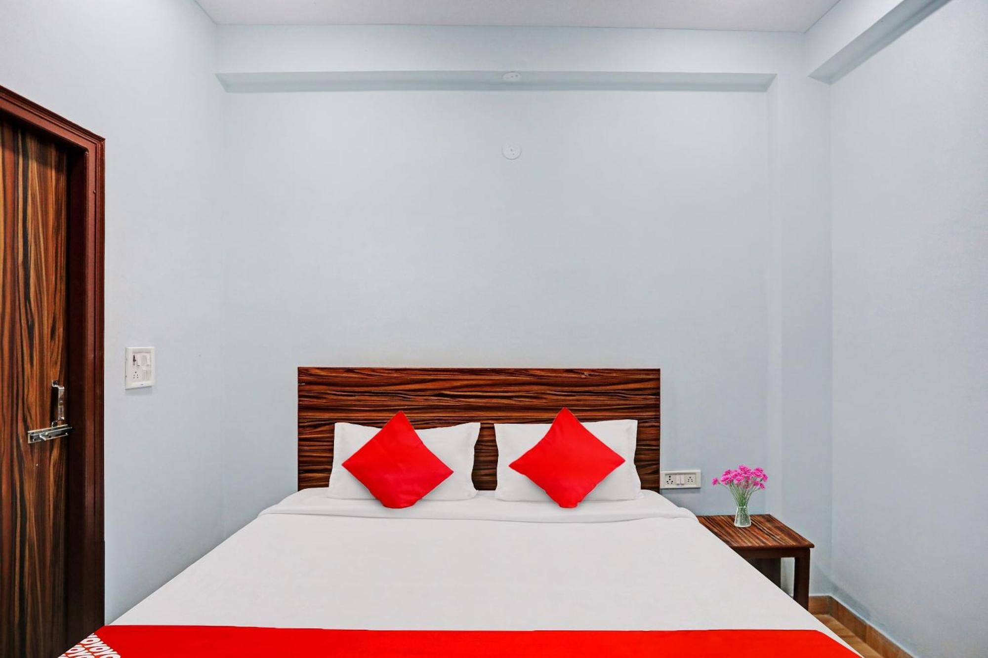 Hotel O Surya Gold Guest House Najafgarh Luaran gambar